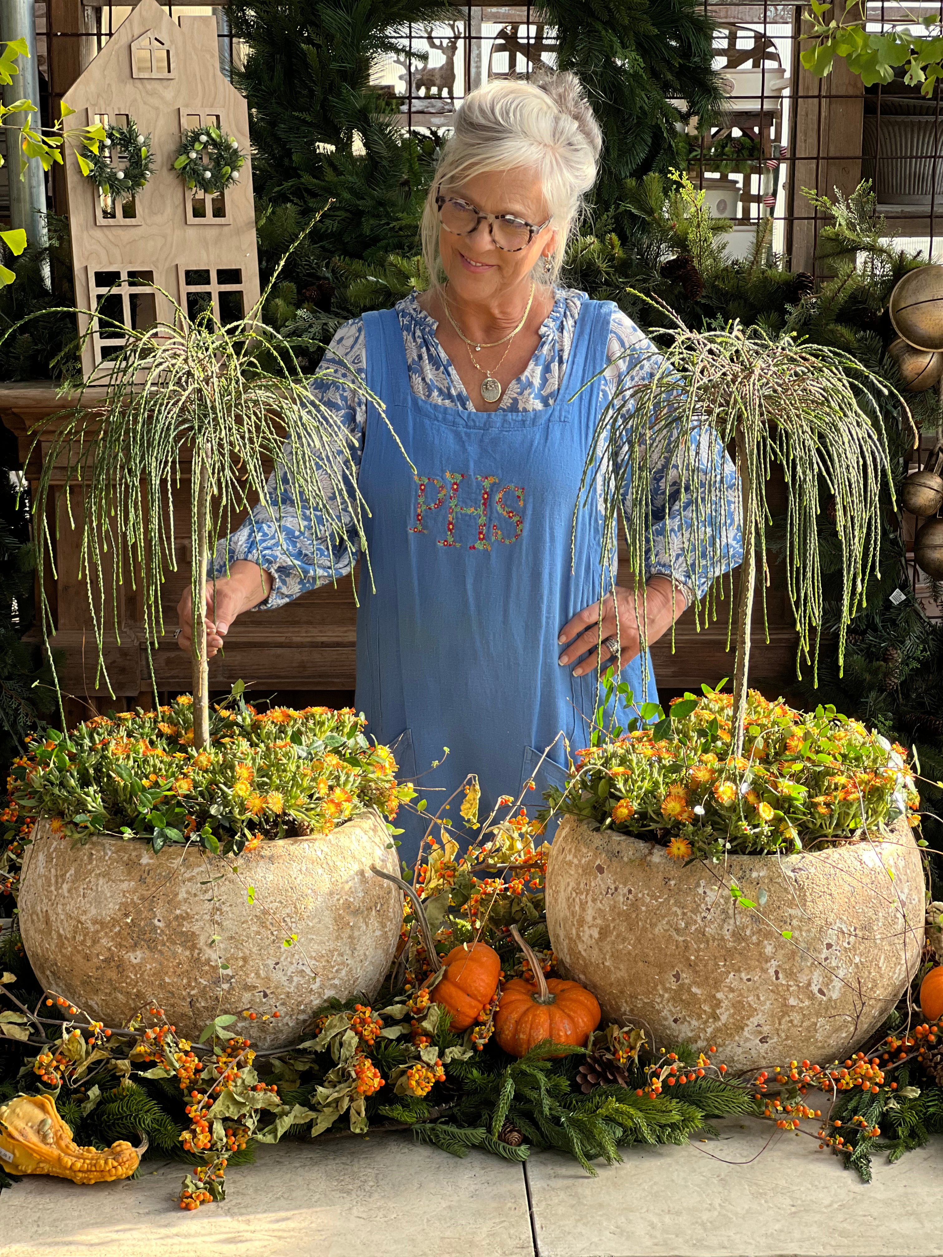 CORONADO PLANTER SET