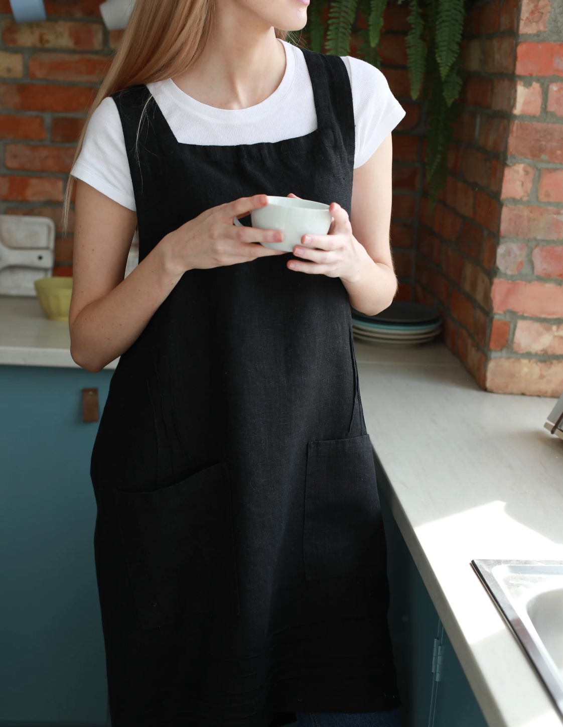 BLACK GARDEN APRON